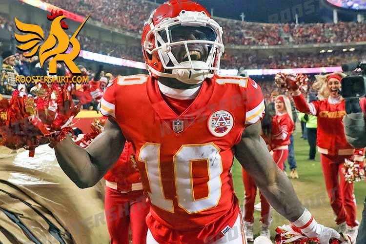 Tyreek Hill Career And Gift For Kansas City Chiefs Fans