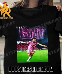 Lionel Messi has now scored 700 non-penalty goals in his career T-Shirt