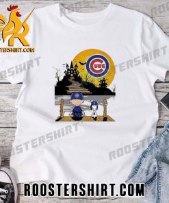 Quality Peanuts Snoopy Charlie Brown Chicago Cubs Sitting Under Moon Halloween Unisex T-Shirt-min
