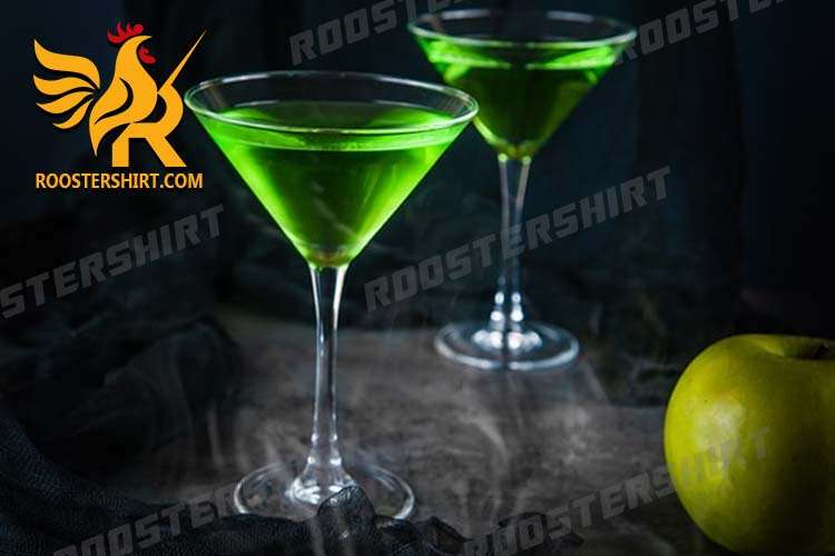 Poison Apple Martini Halloween Drinks